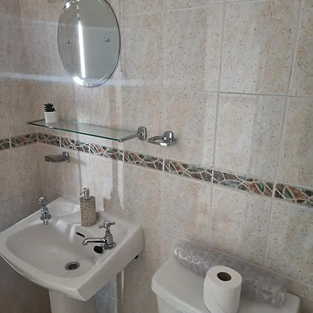 Bed & Breakfast Atlantic 3*